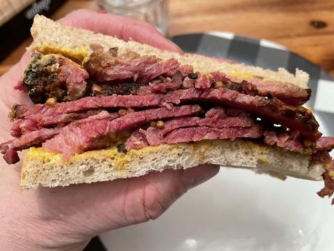 Katz delicatessen sandwich - smoked meat montreal 